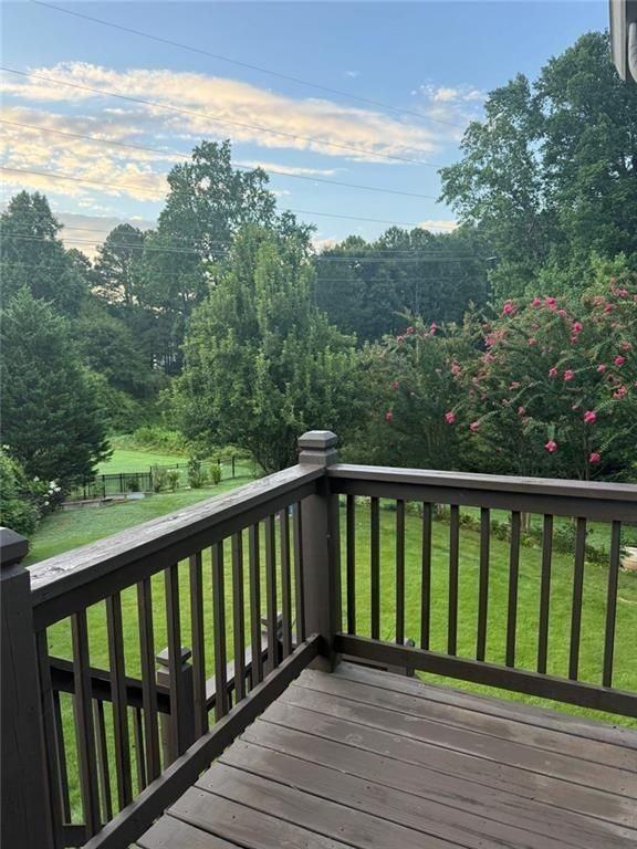307 Ashgrove Ct - Photo 3 of 16