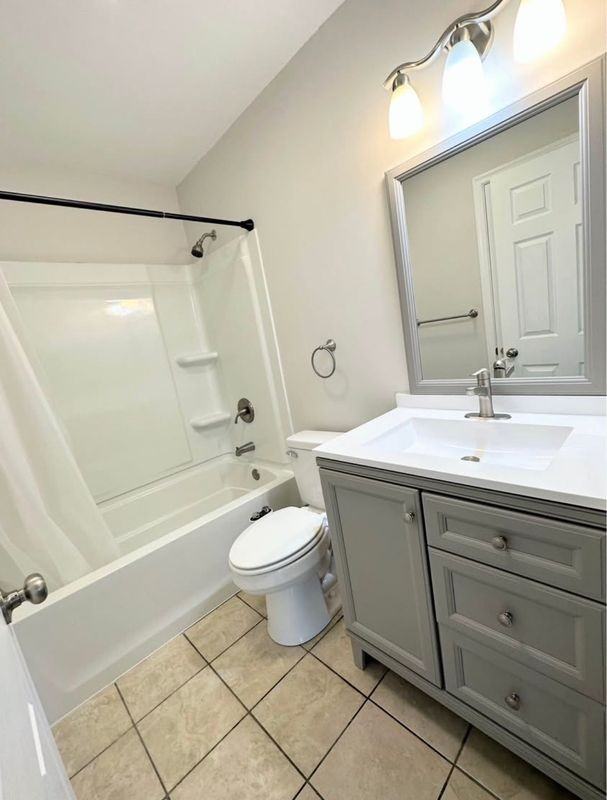 640 Lara Rd - Photo 4 of 11
