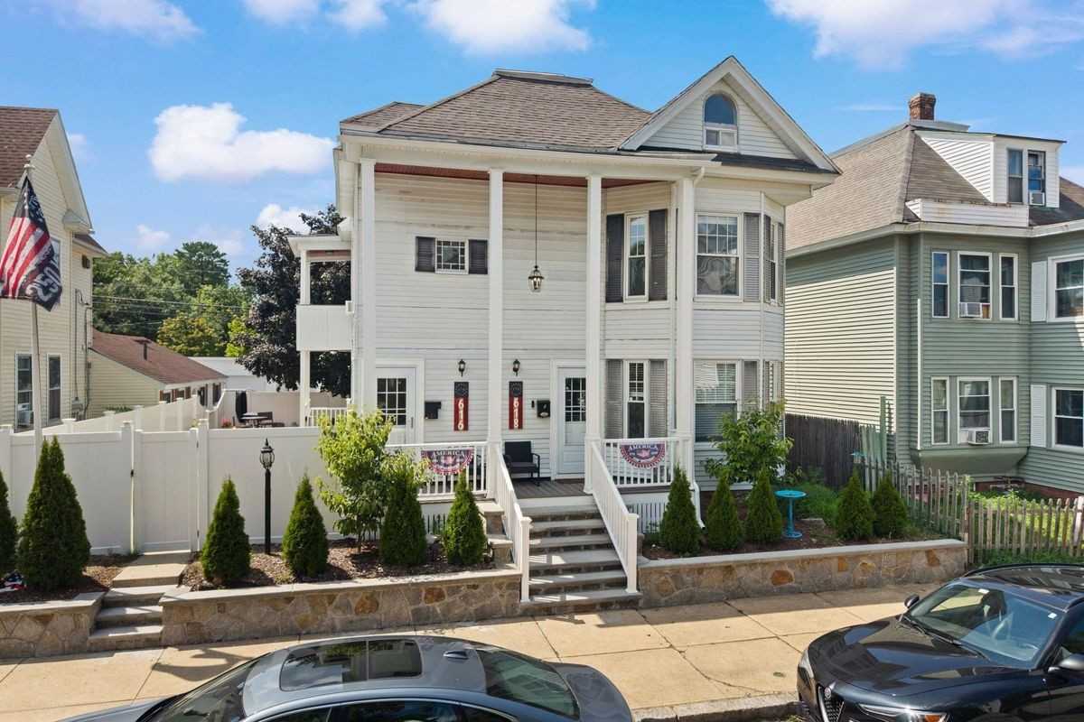 616 Hevey St - Photo 2 of 44