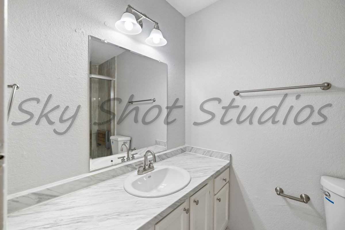 2542 Avenue H ##1 - Photo 5 of 10