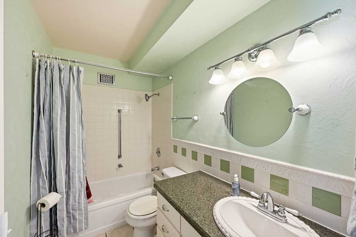 9155 E Center Ave - Photo 5 of 20