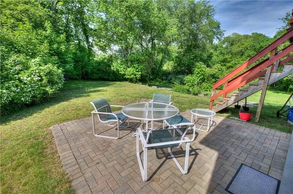 535 Ten Rod Rd ##B - Photo 4 of 21