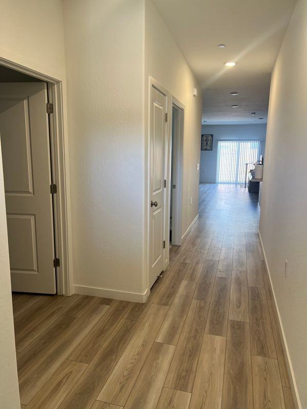348 Brad Ct - Photo 3 of 21