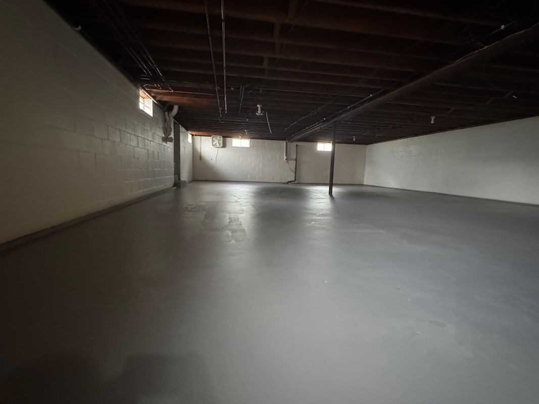 6996 Harding Hwy - Photo 2 of 13