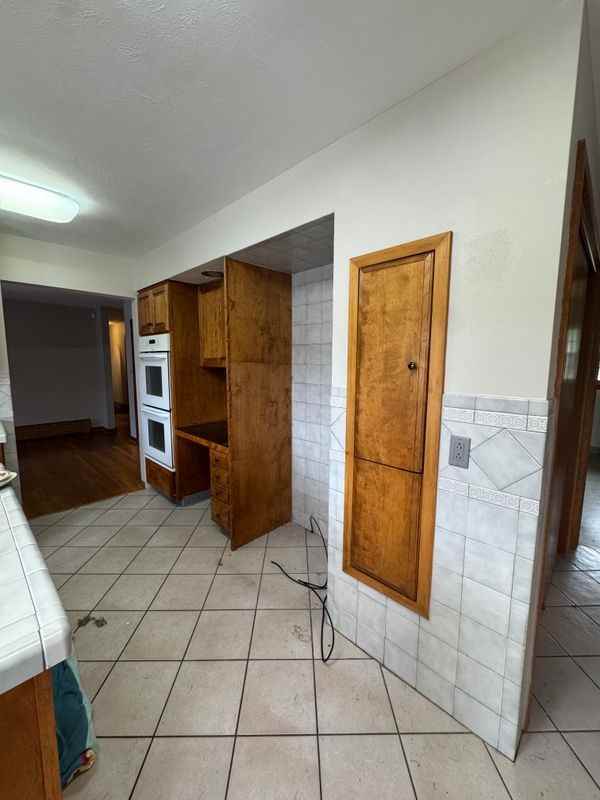 6996 Harding Hwy - Photo 4 of 13