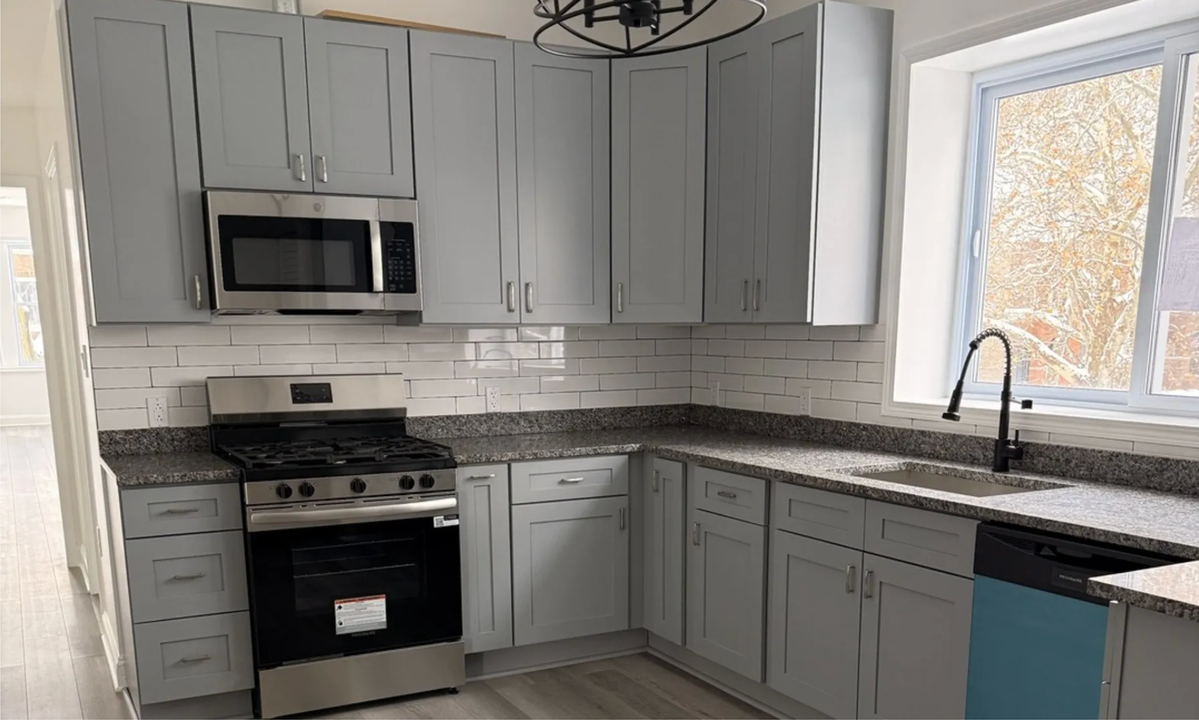 2101 Gunderson Ave ##2 - Photo 2 of 5