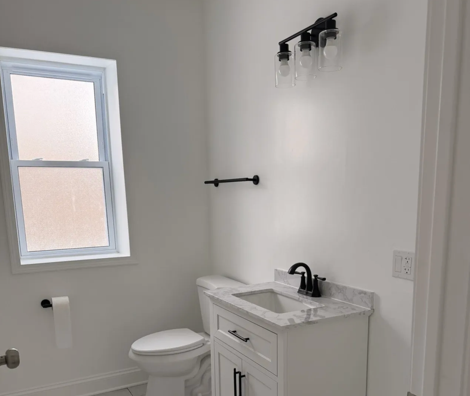 2101 Gunderson Ave ##2 - Photo 3 of 5