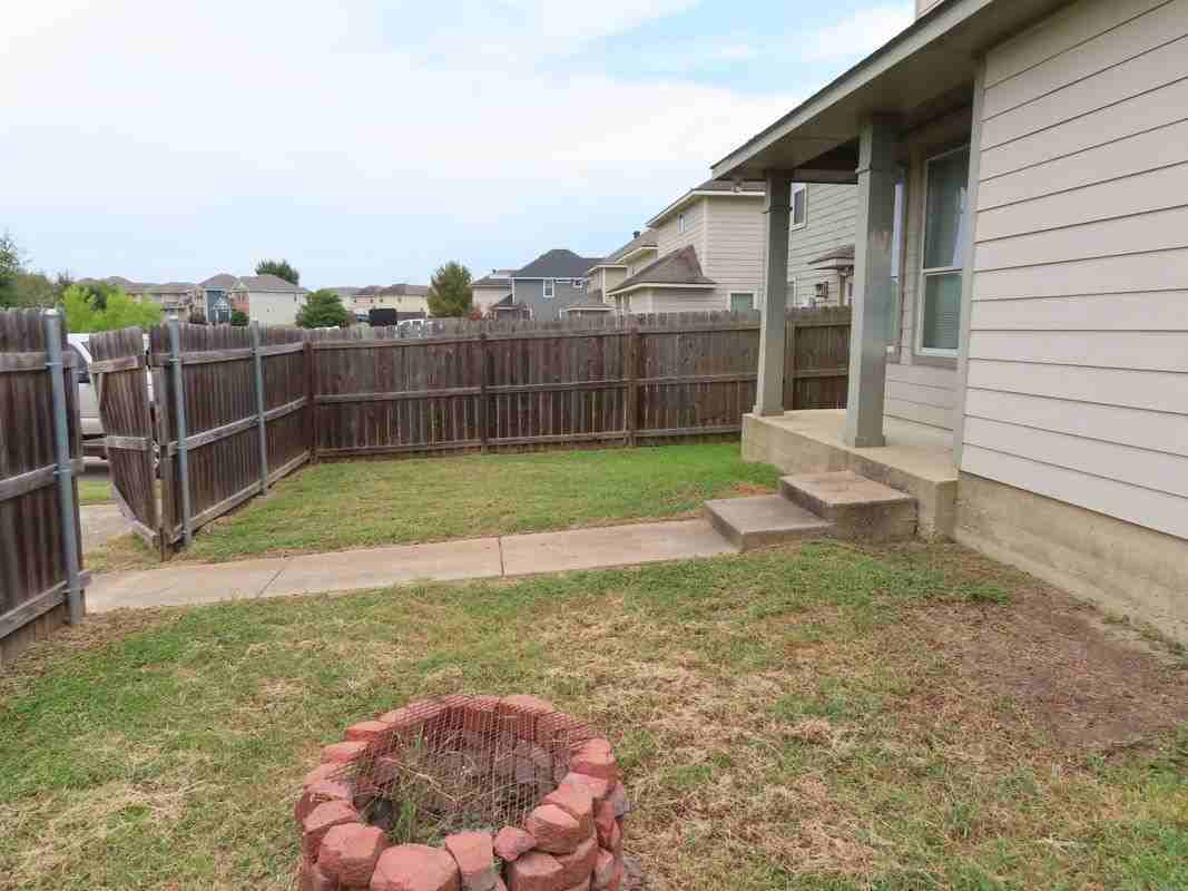 4107 Mcfarland Dr - Photo 5 of 42