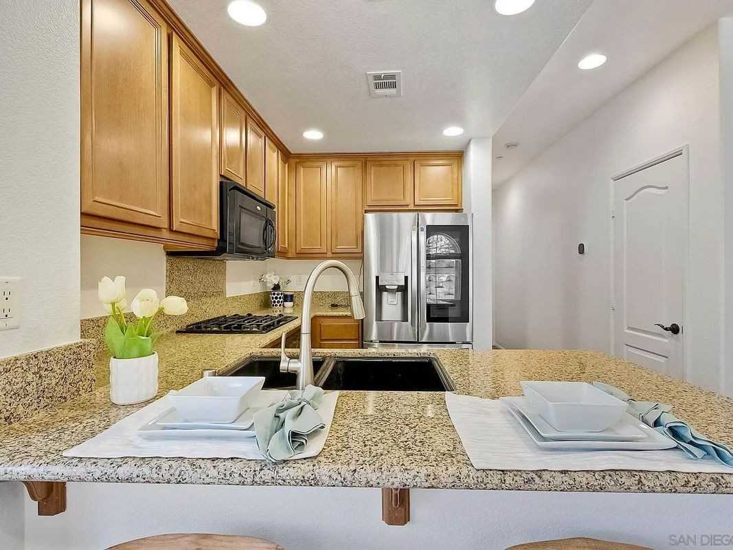 10523 Camino Bello Mar ##2 - Photo 6 of 15