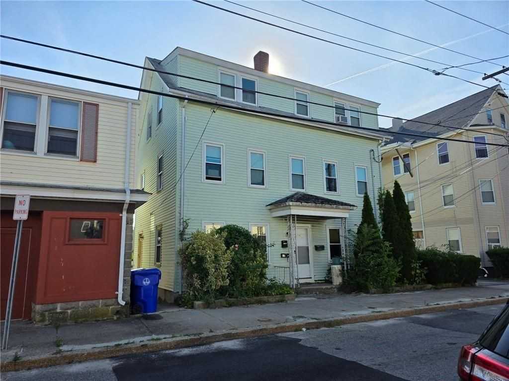 230 Washington St ##3 - Photo 2 of 20