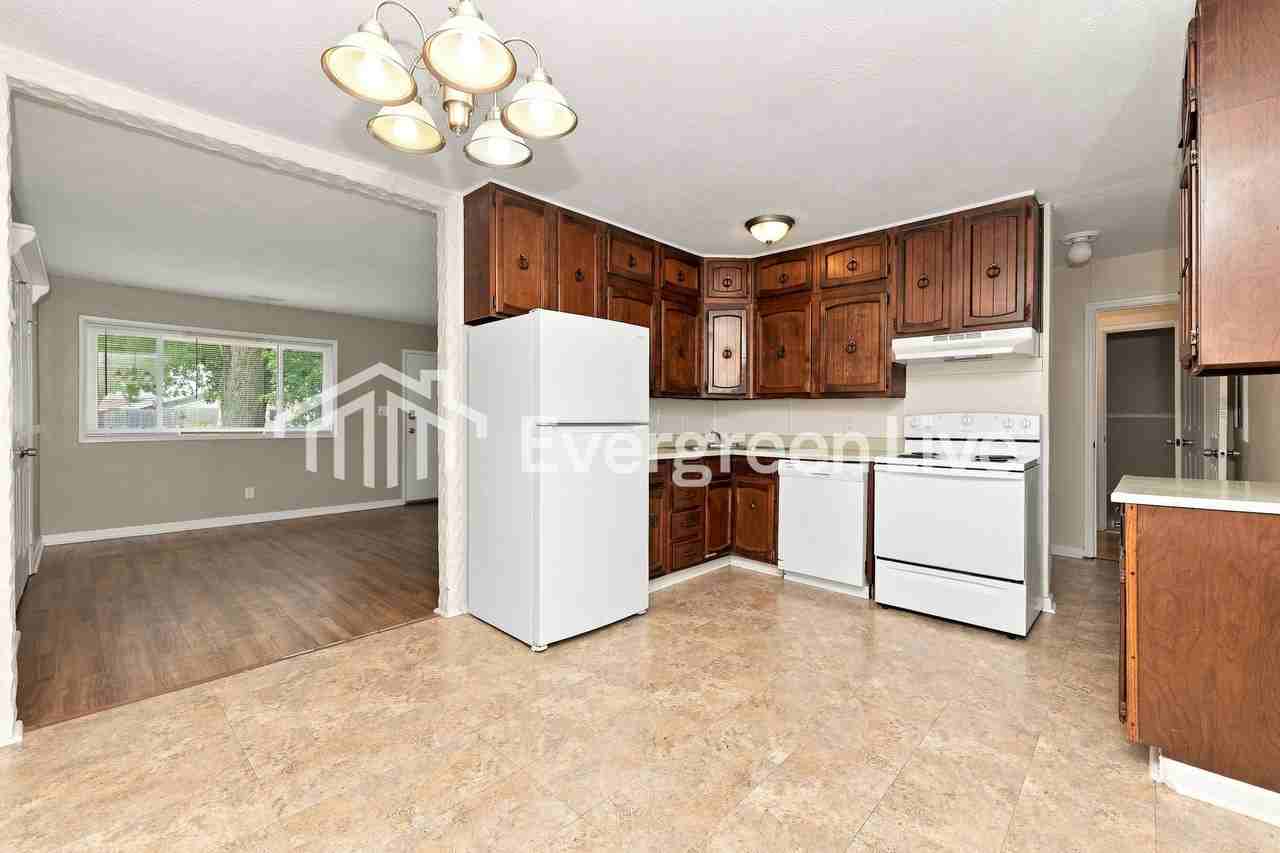 157 W Dayton Yellow Springs Rd - Photo 4 of 15