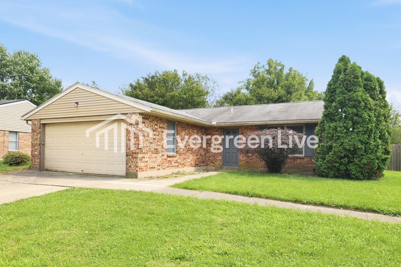 5738 Waynegate Rd - Photo 2 of 15