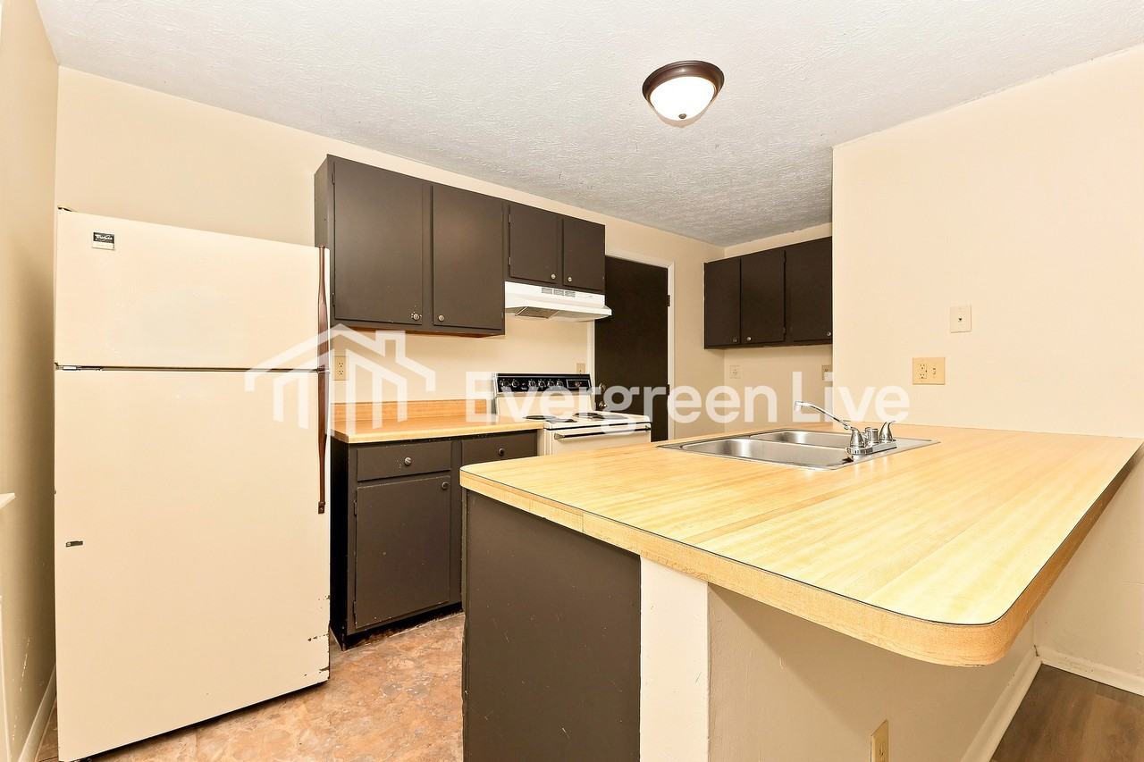 8127 Mount Charles Dr - Photo 6 of 15