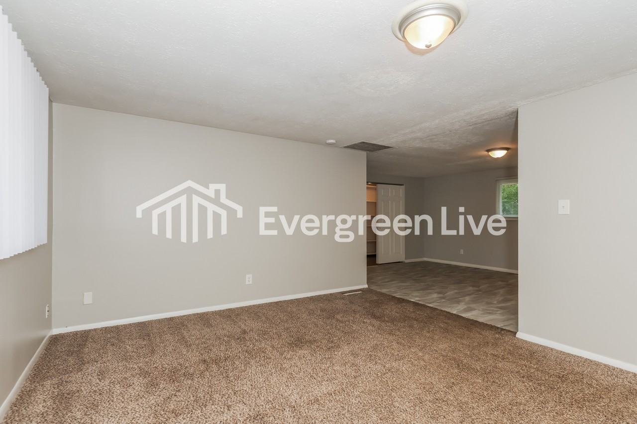 5013 Tewkesbury Dr - Photo 3 of 15