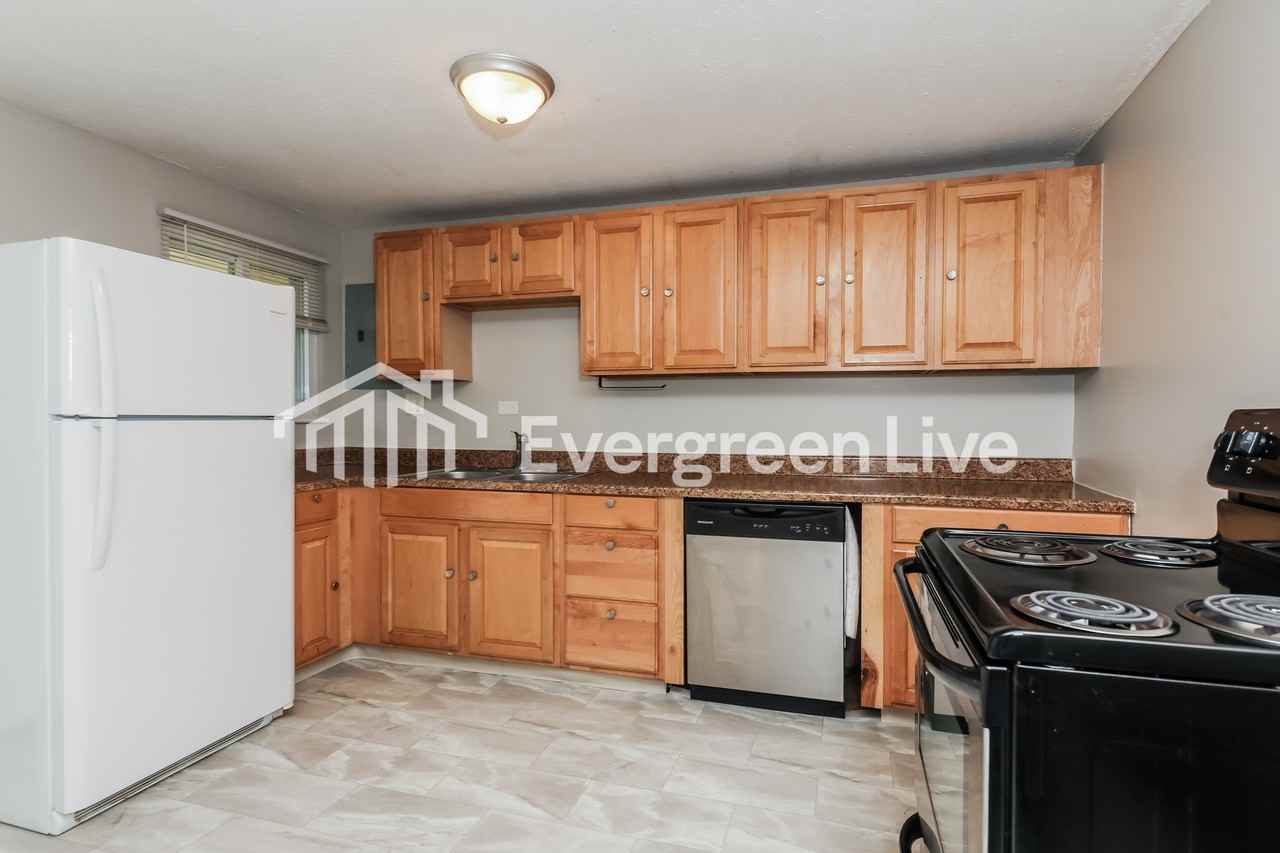 5013 Tewkesbury Dr - Photo 7 of 15