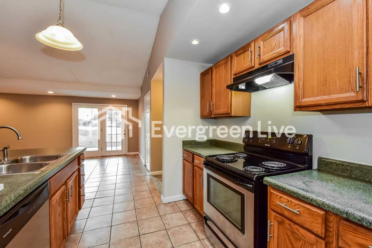 2700 Florentine Rd - Photo 5 of 15