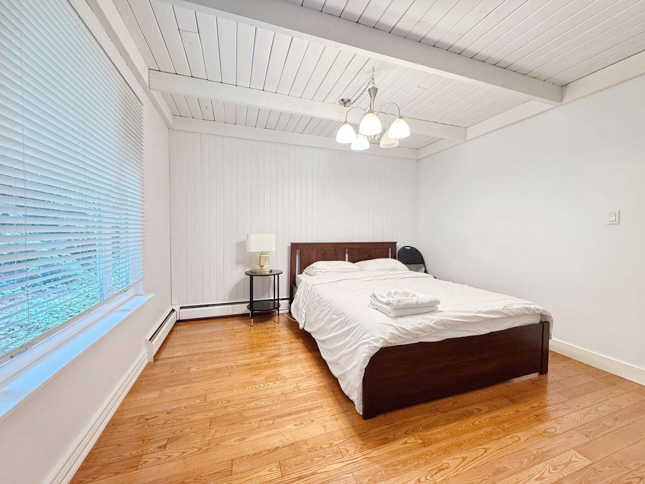13768 32 Avenue - Photo 5 of 15