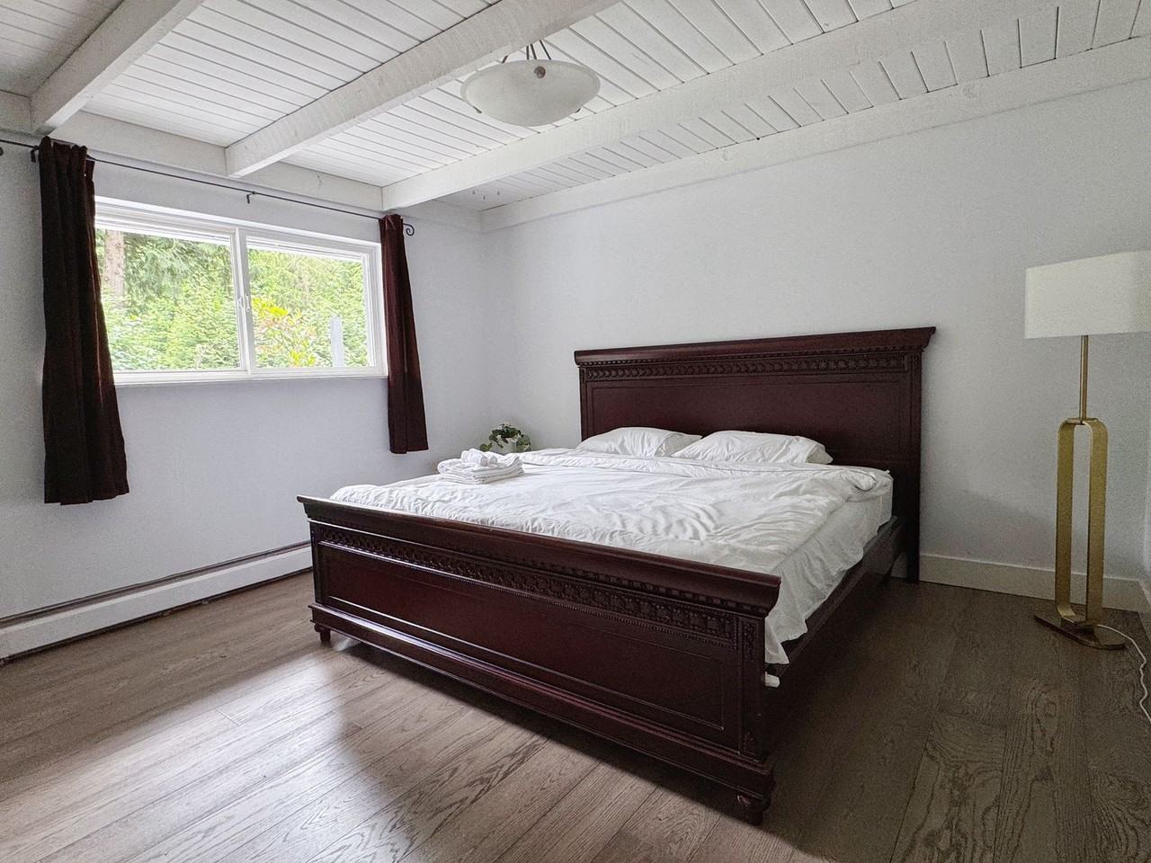 13768 32 Avenue - Photo 7 of 15