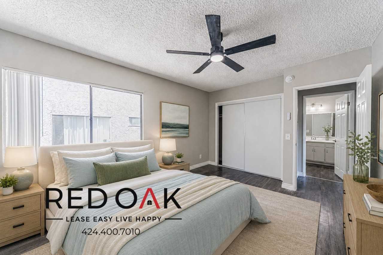 15405 Vanowen St - Photo 2 of 16