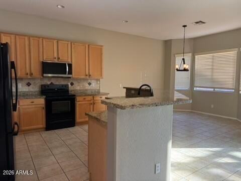 26216 N 73rd Ave - Photo 6 of 36