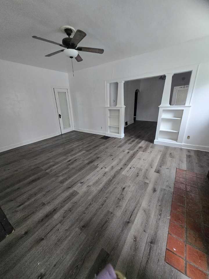 528 Church St - Photo 2 of 12