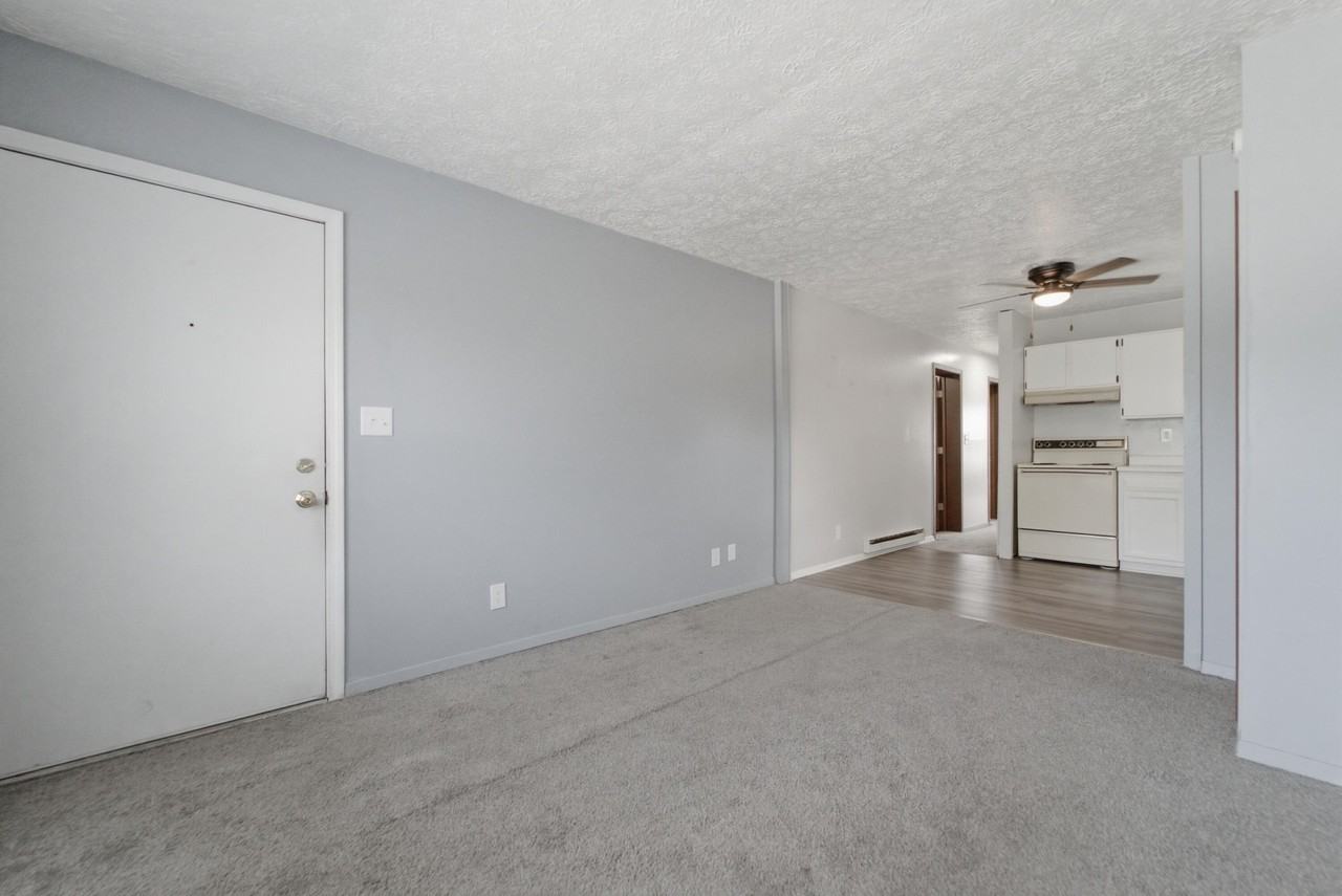150 Sycamore Ct #154 - Photo 2 of 13