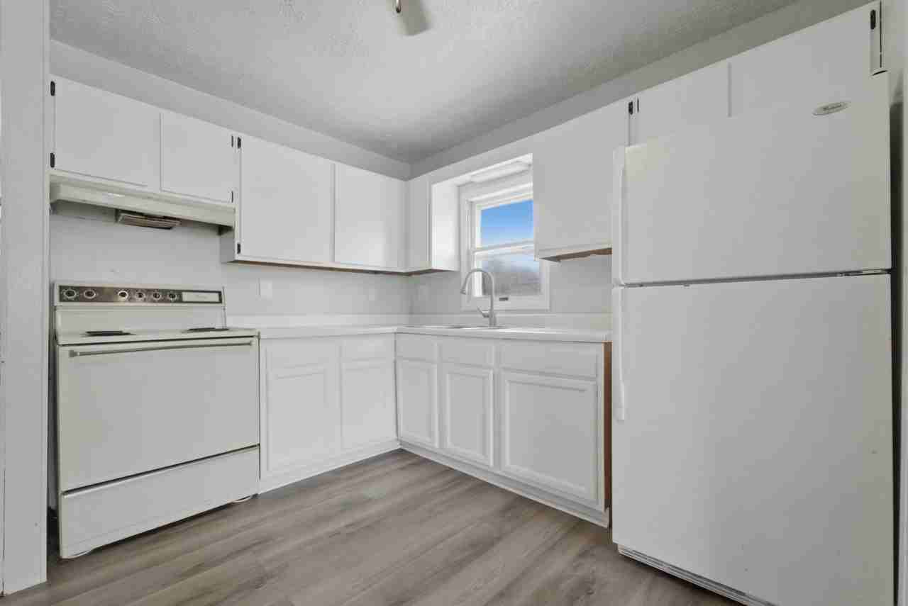 150 Sycamore Ct #154 - Photo 3 of 13