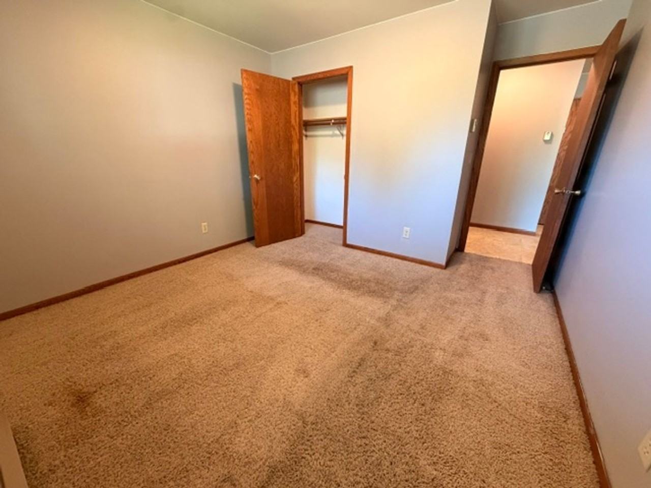 260 N. Front St - Photo 6 of 10