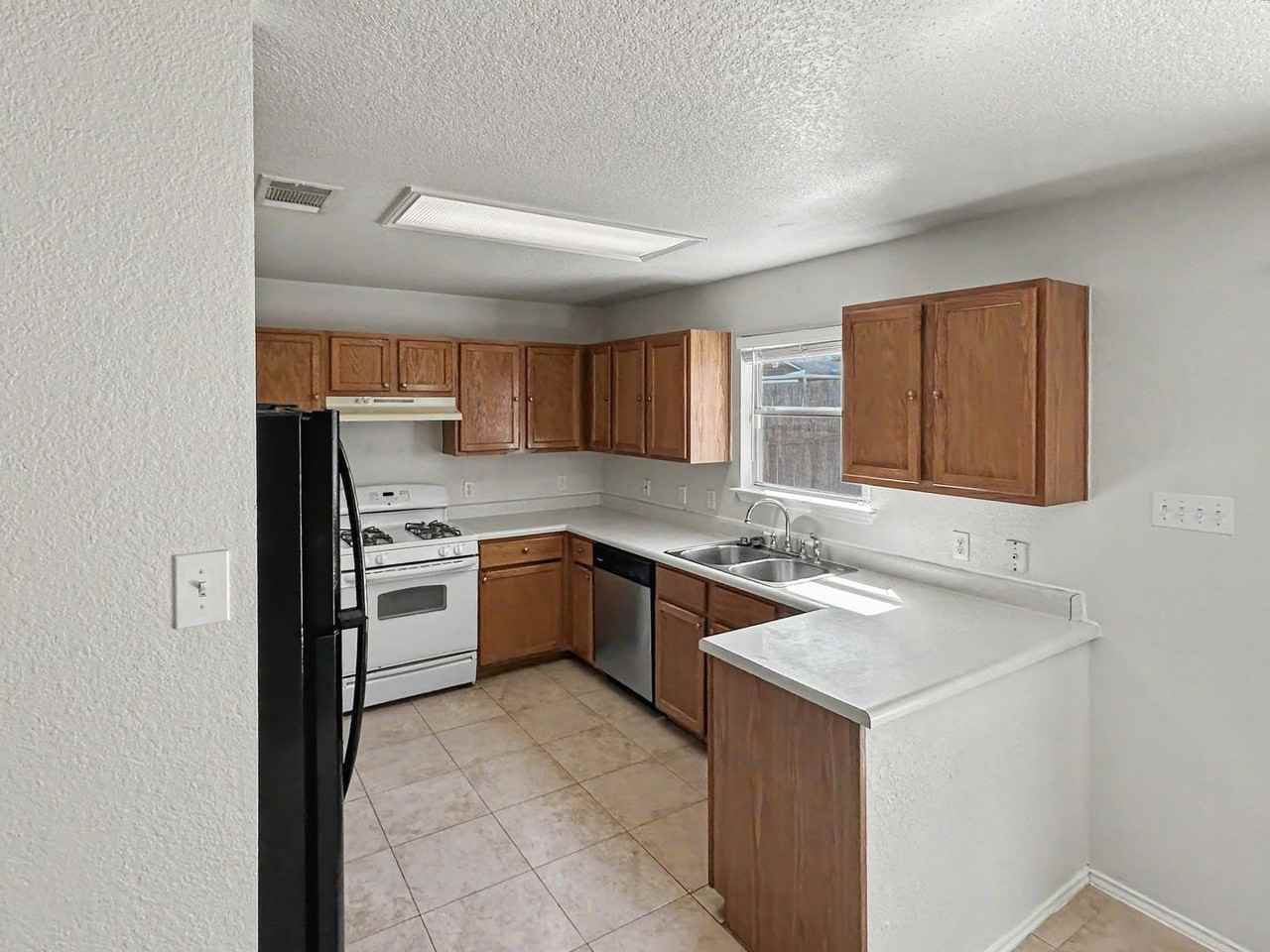 205 Spring Branch Loop - Photo 7 of 25