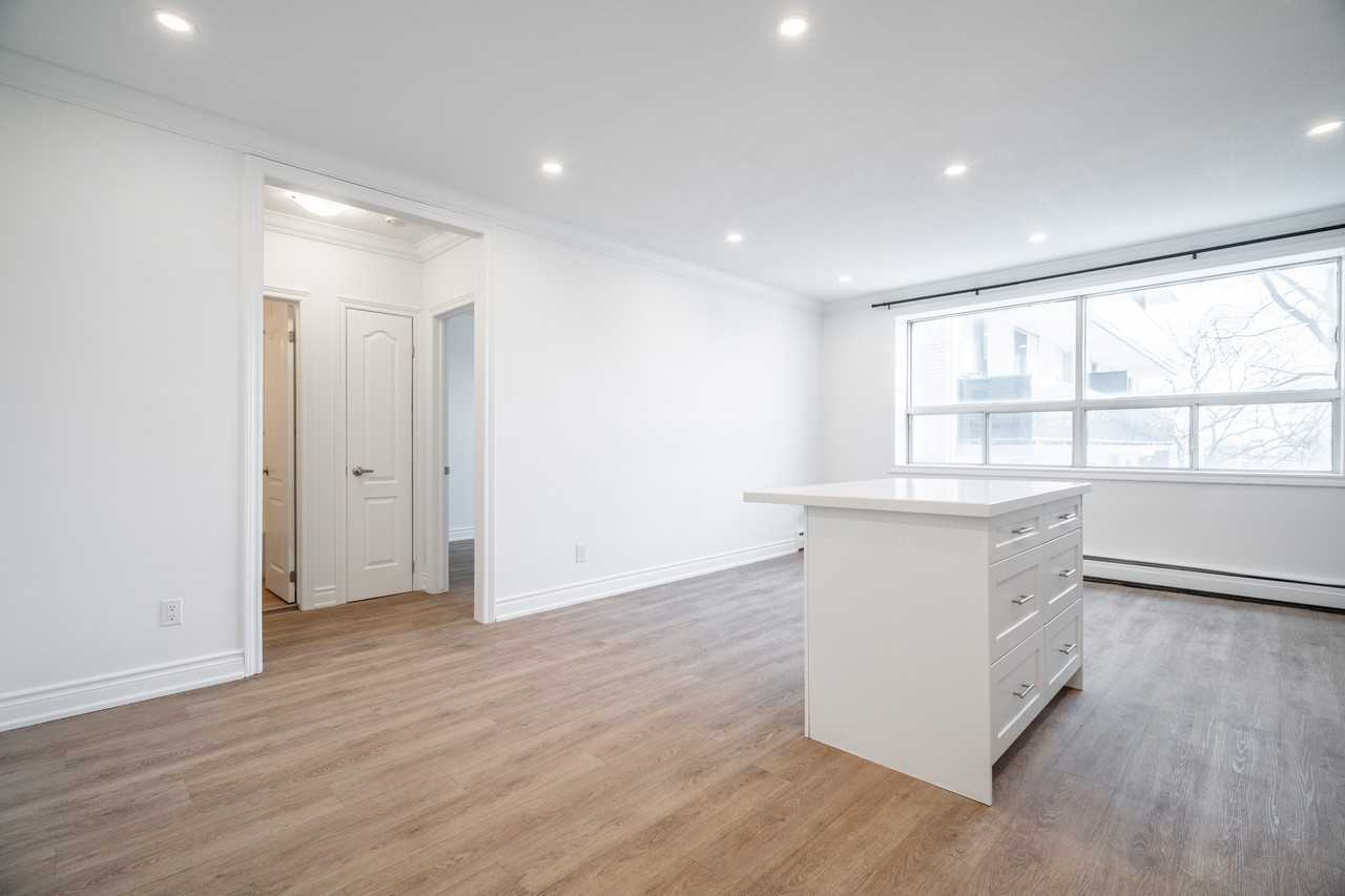 112 St Joseph'S Dr #203 - Photo 4 of 14