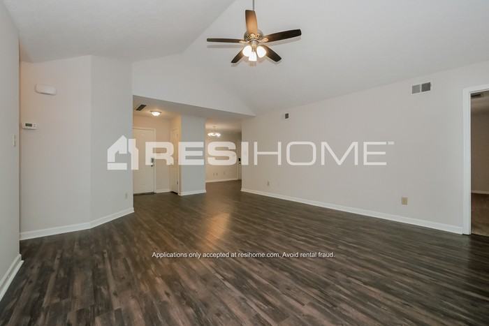 10 Homeport Dr - Photo 4 of 19