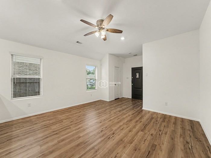 18932 Buckley Oak Dr - Photo 6 of 24
