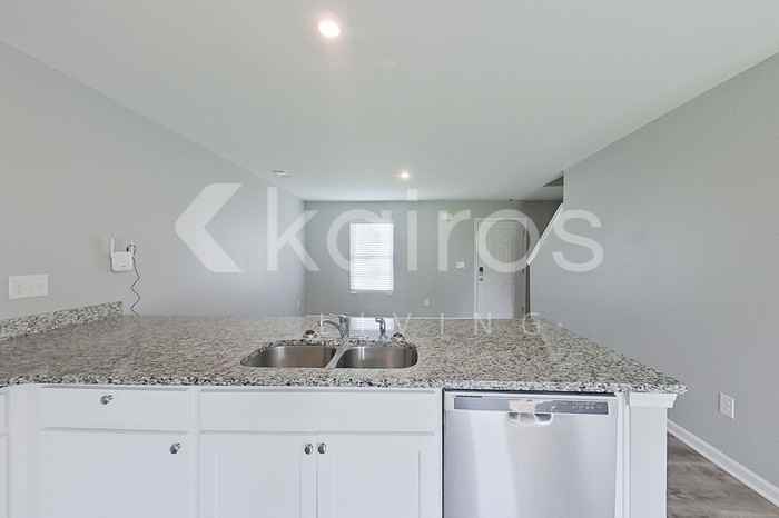 861 Vistamount Path - Photo 6 of 30