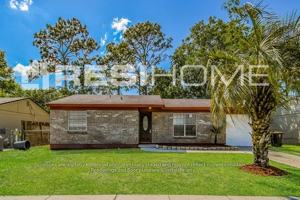 featured image of 2650 Kenwood Dr E