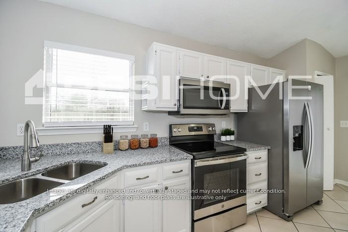 12221 Mastin Cove Rd - Photo 5 of 20
