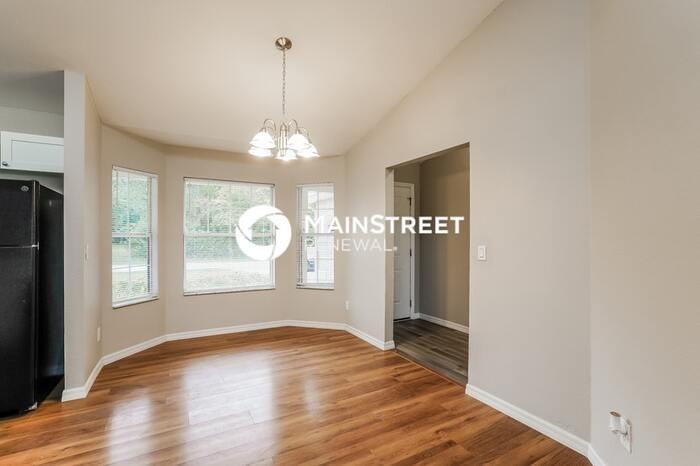 3748 Ne 15th Pl - Photo 4 of 16
