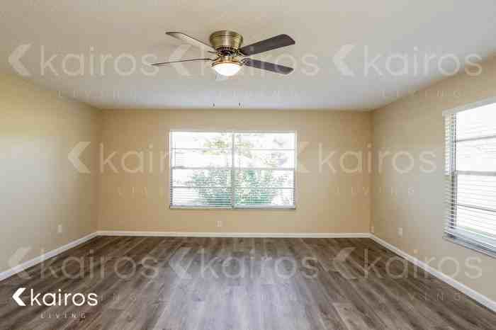 16 Spring Loop Cir - Photo 4 of 15
