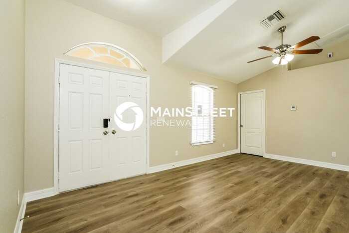 2710 16th St W - Photo 5 of 16