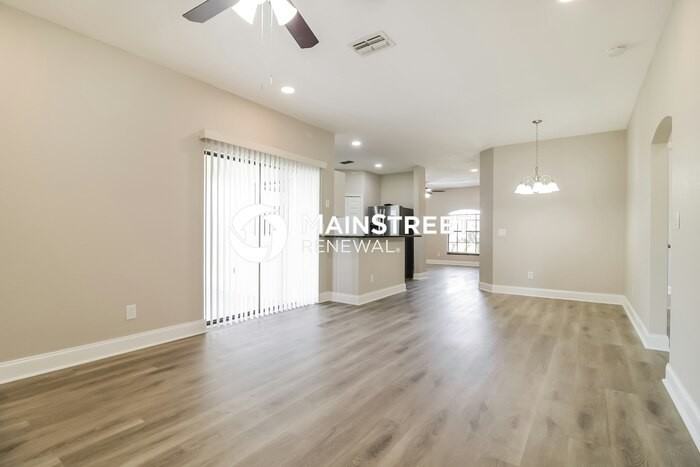 4510 6th St W - Photo 3 of 16