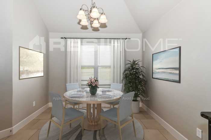 8161 Brighton Ave - Photo 3 of 17