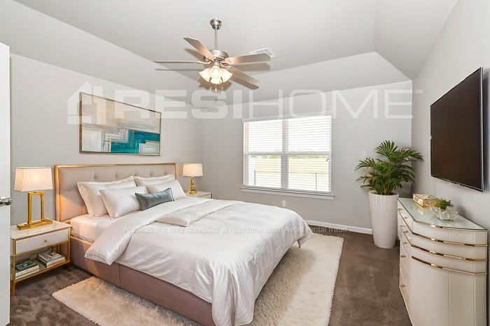 8161 Brighton Ave - Photo 6 of 17