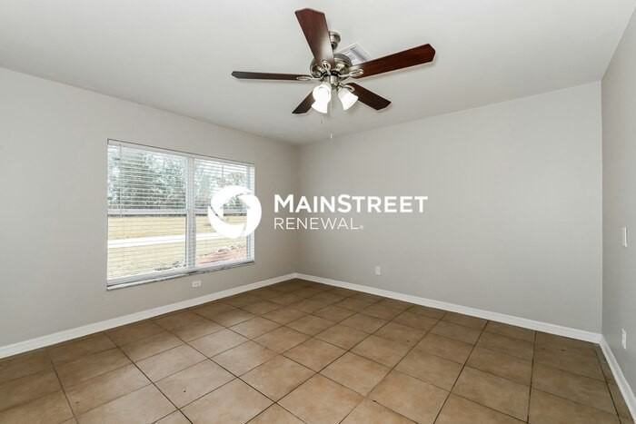 4304 Ne 20th Ct - Photo 3 of 16