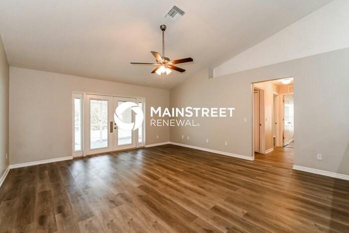4304 Ne 20th Ct - Photo 7 of 16