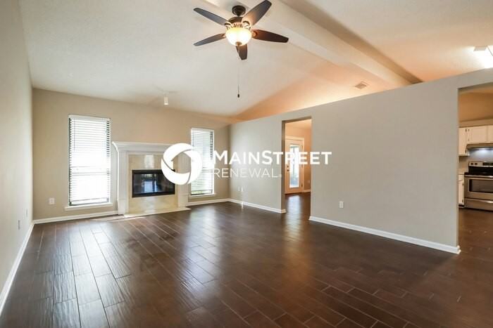 4248 Beauregard Ct - Photo 5 of 16