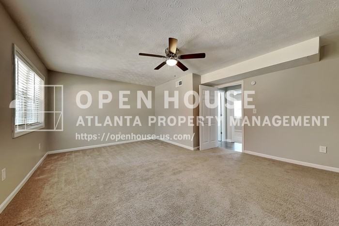 21 Leighs Grove Way - Photo 7 of 21