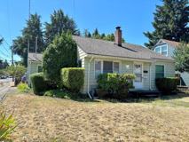 8640 Ne Pacific St - Photo 1 of 1