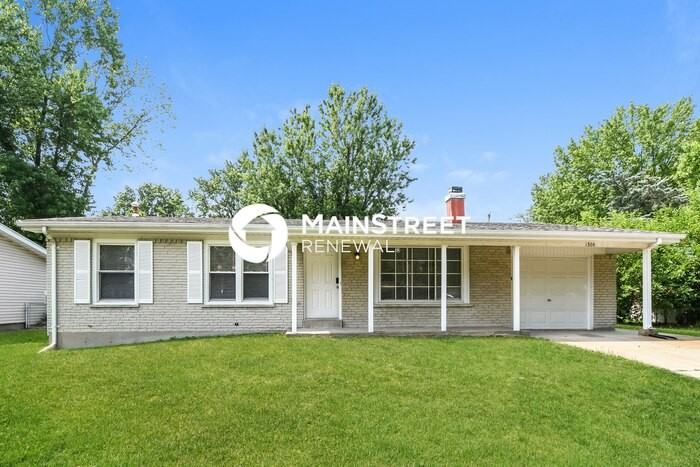1308 Claudine Dr - Photo 2 of 16