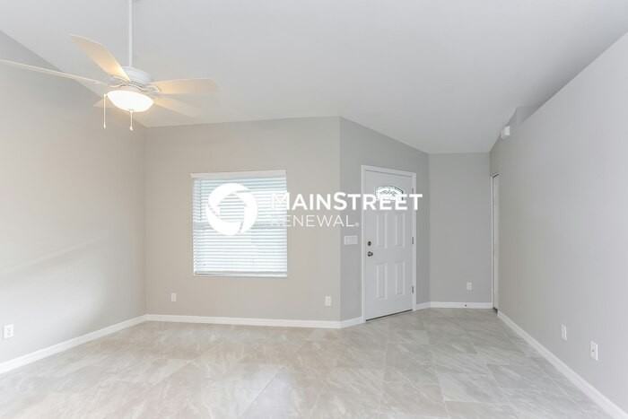 4254 Apollo Ave - Photo 3 of 16