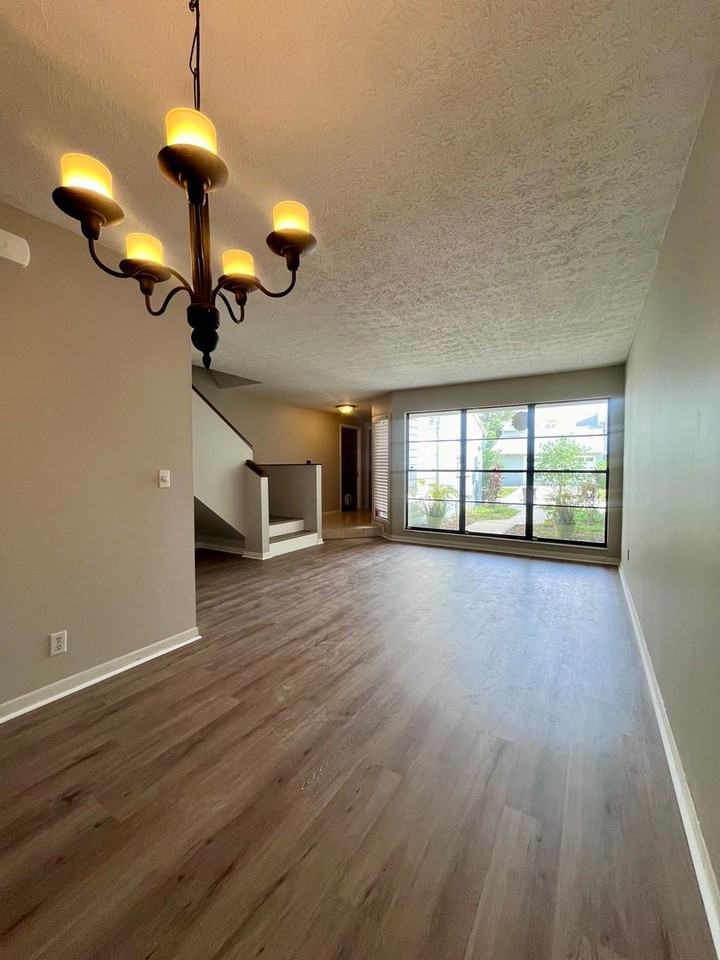 4001 Rosepointe Ct - Photo 7 of 26