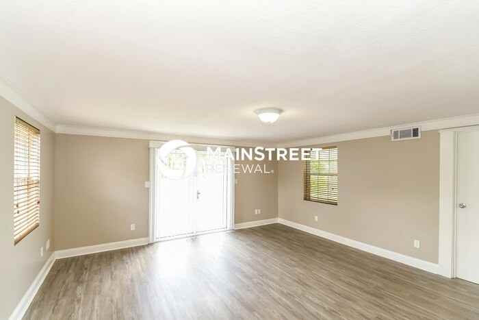 5562 Enchanted Dr - Photo 7 of 16